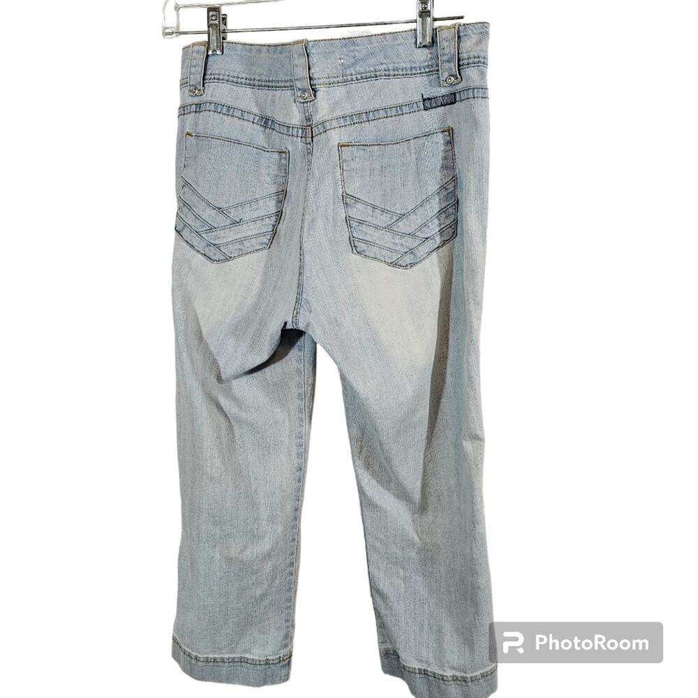 Bandolino Blu Light Blue Distressed Denim Cropped Jeans Capris Size 6